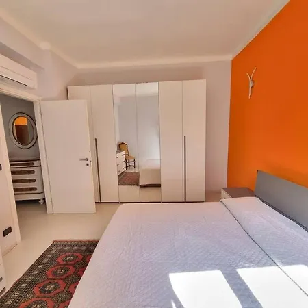 Tre Passi Dal Mare Apartman Imperia